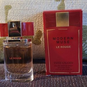 Estee lauder modern muse le Rouge eau de perfume